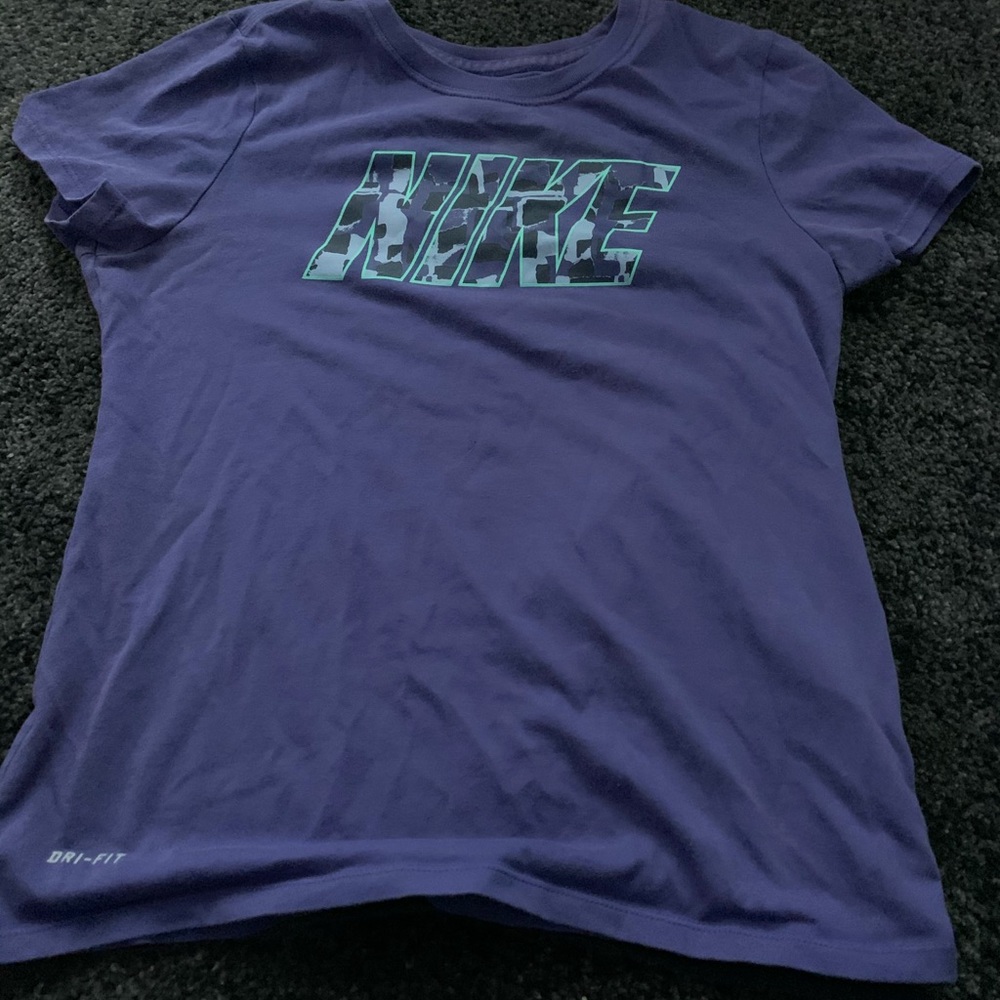 girls nike athletic shirt